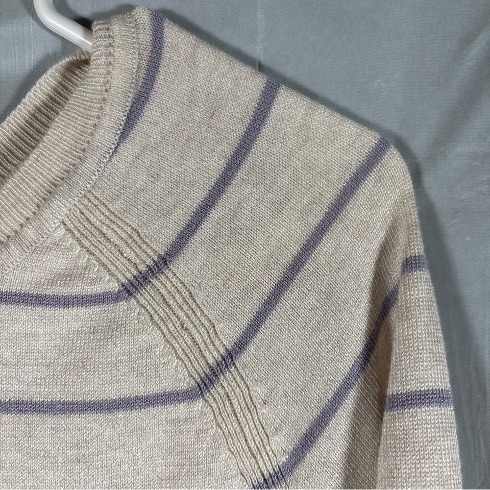 Maurices Sweater Womens M Gray Purple Striped Faux Layered Chiffon Hem Pullover - Picture 3 of 8